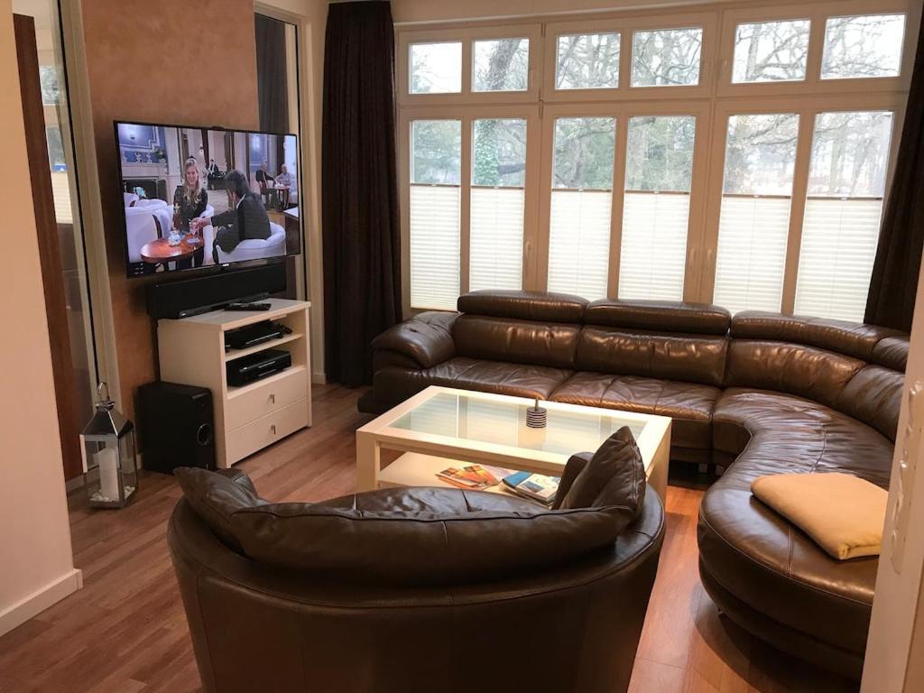 Exclusive Fewo In Warnemuende, 150M To The Beach, 2 Bathrooms, 2 Bedrooms, Sauna, Wifi And Much More. Rostock Kültér fotó