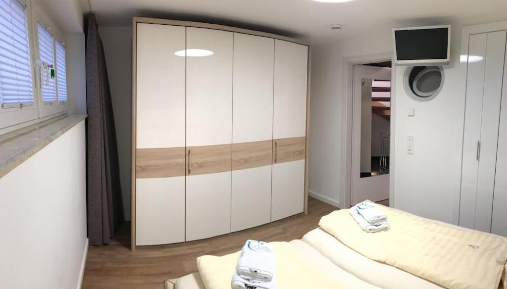 Exclusive Fewo In Warnemuende, 150M To The Beach, 2 Bathrooms, 2 Bedrooms, Sauna, Wifi And Much More. Rostock Kültér fotó