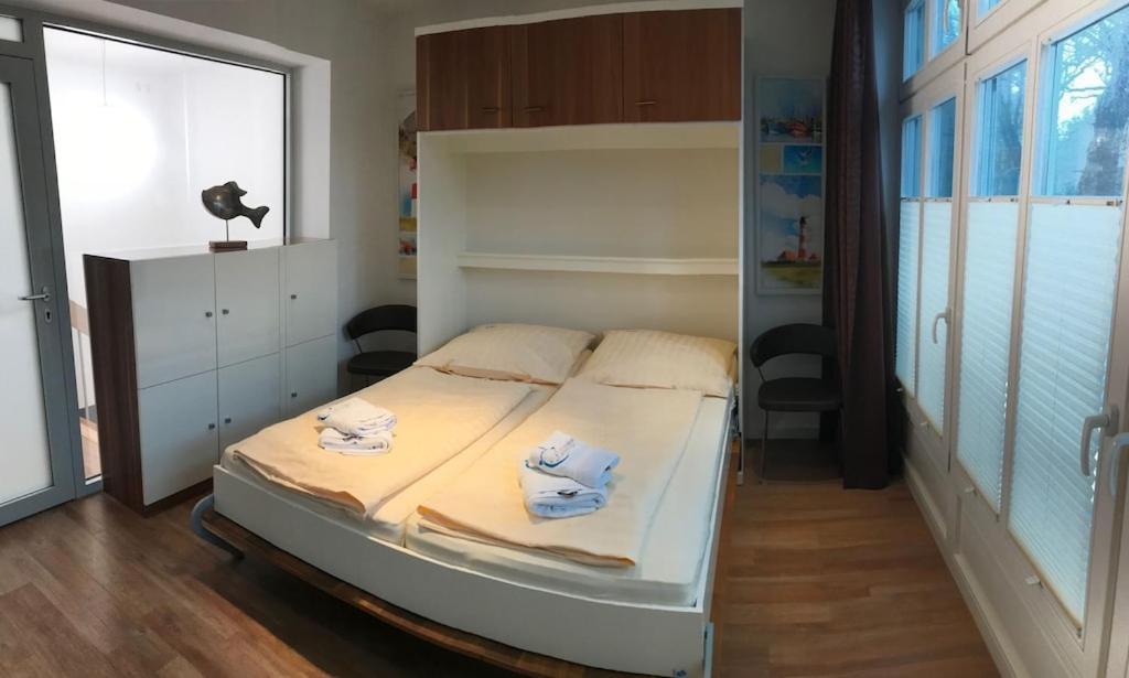 Exclusive Fewo In Warnemuende, 150M To The Beach, 2 Bathrooms, 2 Bedrooms, Sauna, Wifi And Much More. Rostock Kültér fotó